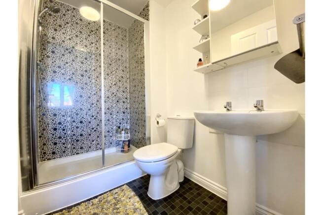 Master En-suite