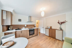 36, Fortis Green, East Finchley, London N2 9EL