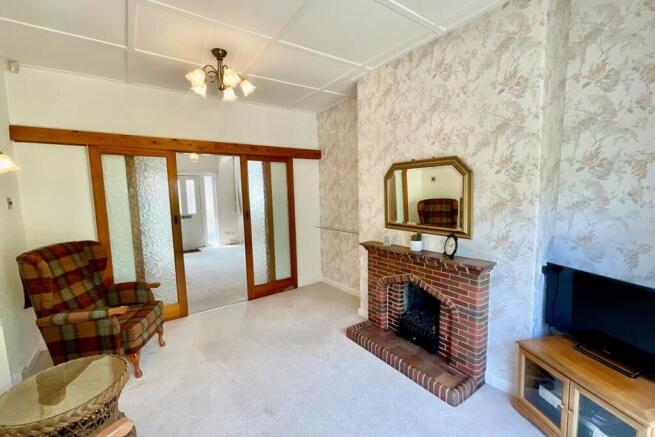 3 bed Bungalow for sale Image 8