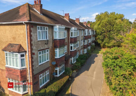 Church Hill, Loughton, IG10
