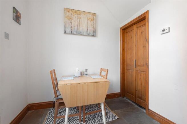 2 bed Terraced for sale Image 8