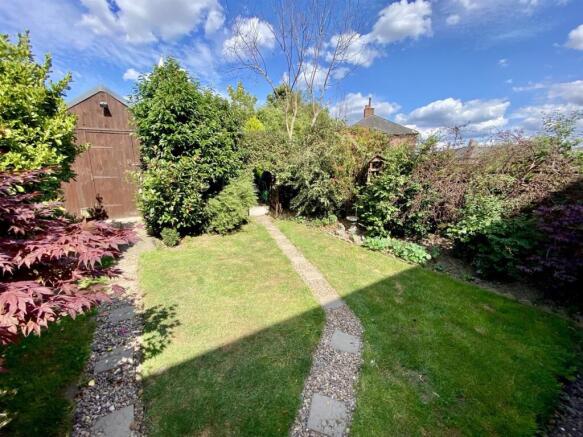 3 bed Semi-Detached for sale Image 12