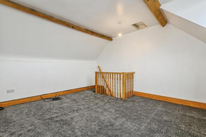 2 bed Semi-Detached for sale Image 12