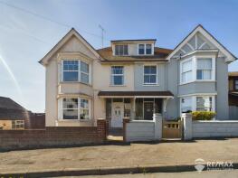 14, St Michaels Road, Dovercourt CO12 3RZ