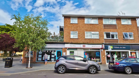 Connaught Avenue, Frinton-on-Sea