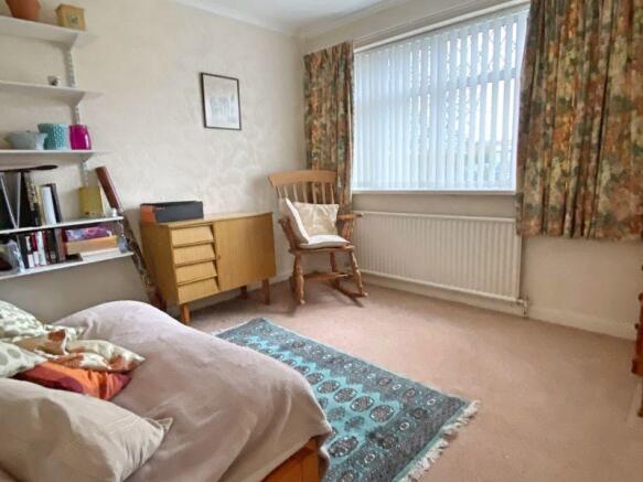 Bedroom 4 / Si...