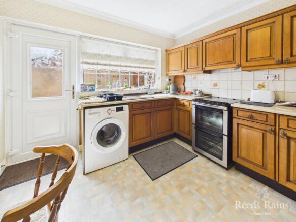 4 bed Detached for sale Image 7