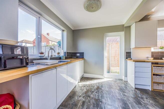 31 Heathcote Road, Portsmouth-Small-PorticoMarketi