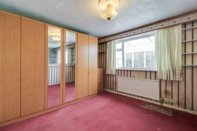 3 bed Semi-Detached Bungalow for sale Image 5