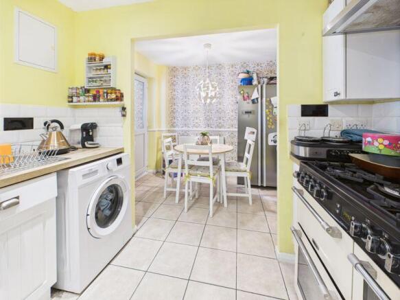 Dining kitchen