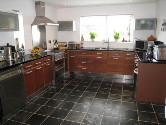 Kitchen/Breakfast Rm
