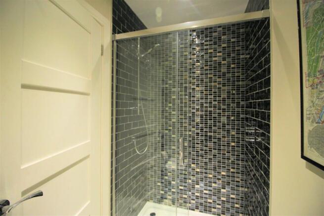 Downstairs Shower.jpg
