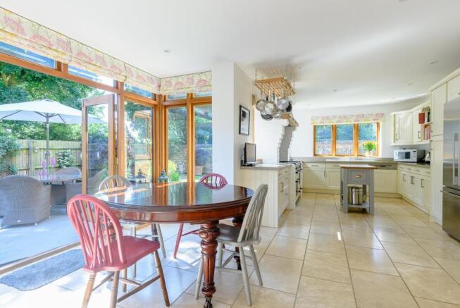 Kitchen/Dining Room