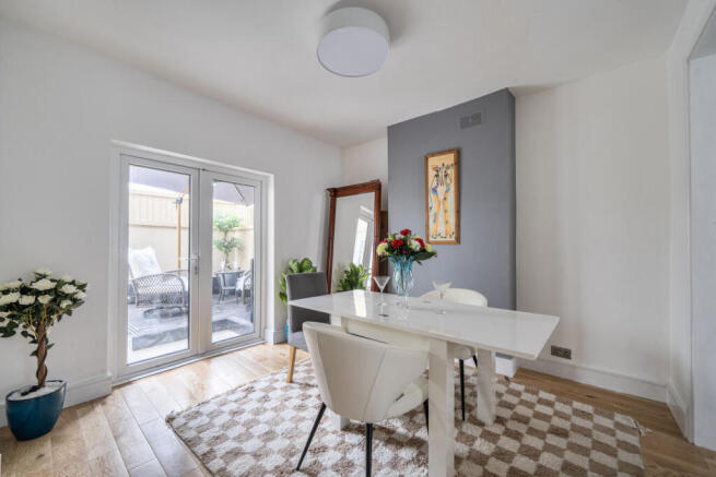 1404235-7-6972166...