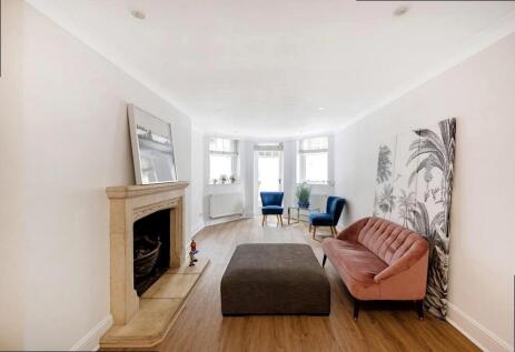 7, Willow Road, London , London, NW3 1TH