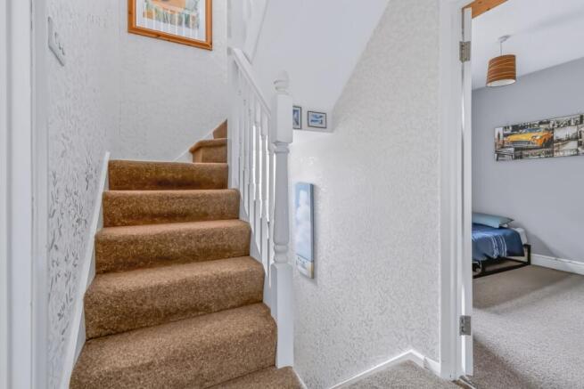 4 bed Semi-Detached for sale Image 12