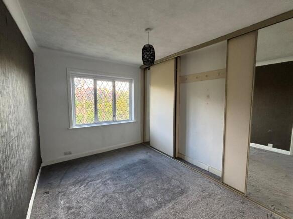 3 bed Semi-Detached for sale Image 8