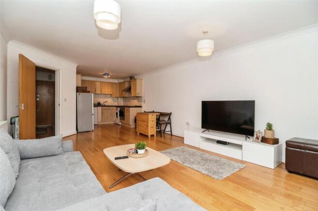 Lounge/Kitchen