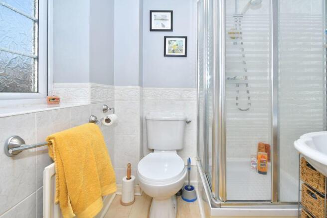 EN SUITE SHOWE...