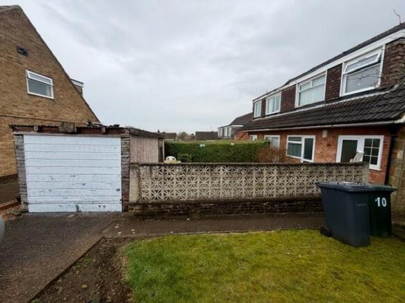 Driveway & Garage.jpg