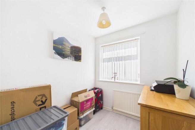 3 bed Semi-Detached for sale Image 12