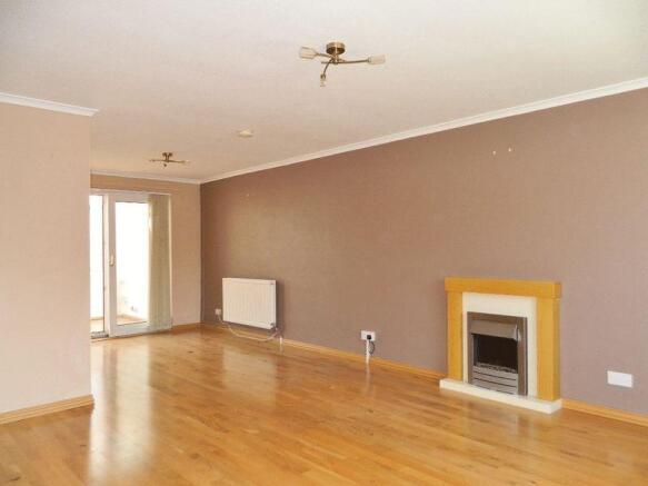 Lounge 1