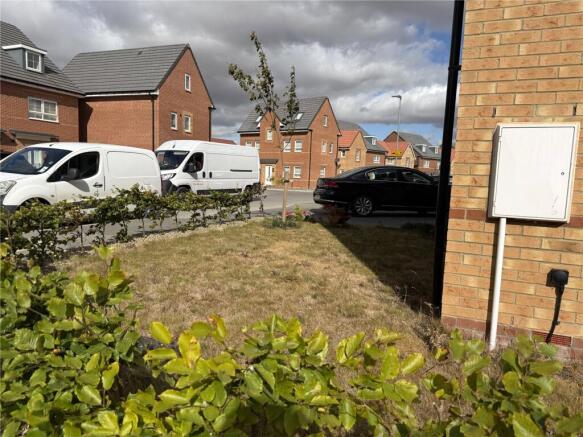 2 bed Semi-Detached for sale Image 10