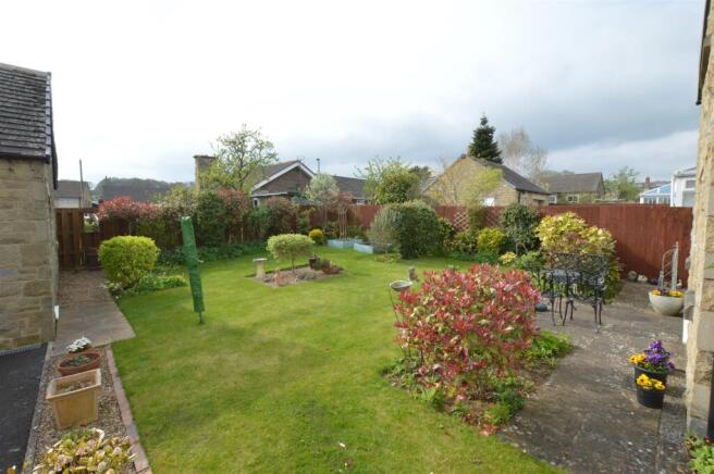 24 ianson close (12).JPG