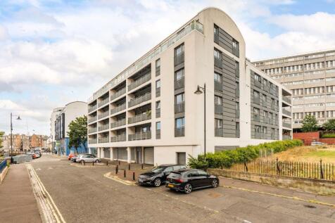 2/9 Sheriff Brae, Edinburgh, EH6 6EQ