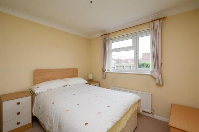 3 bed Detached Bungalow for sale Image 9