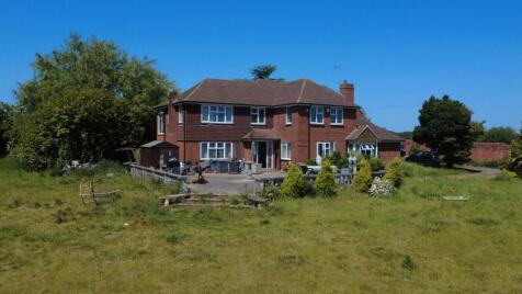 Osborne Manor, Farnham Road, Sleaford, Bordon, Hampshire, GU35 0QP