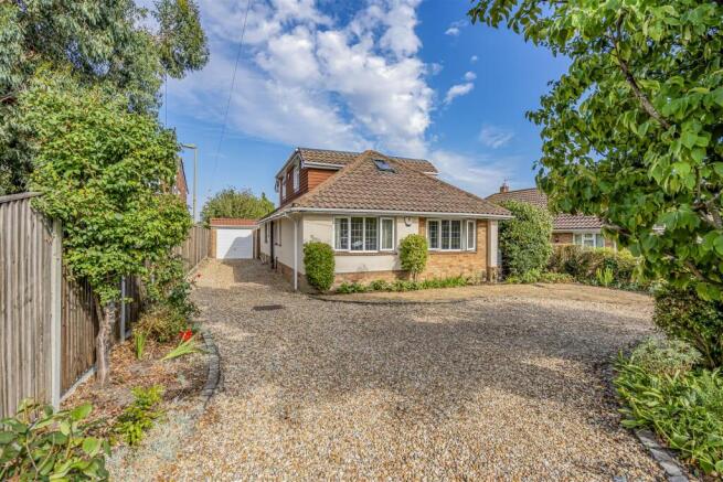 Hollybank Lane, Emsworth-PorticoMarketing-Nexa-38.