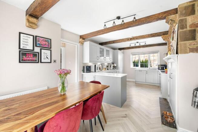 2 bed Detached for sale Image 6