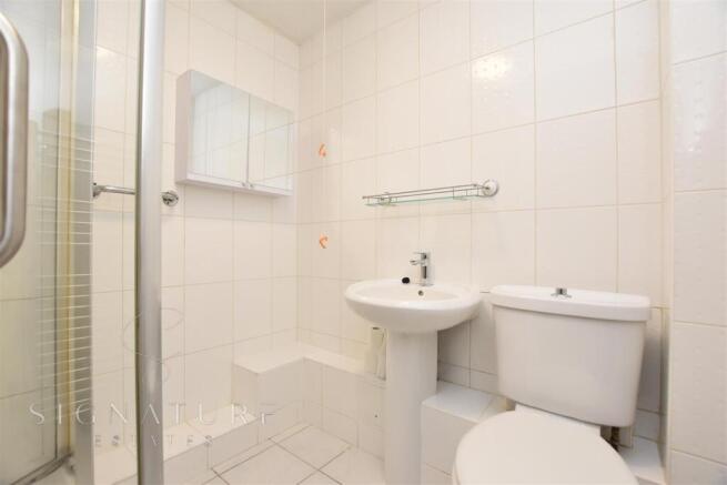 Bathroom (9).jpg