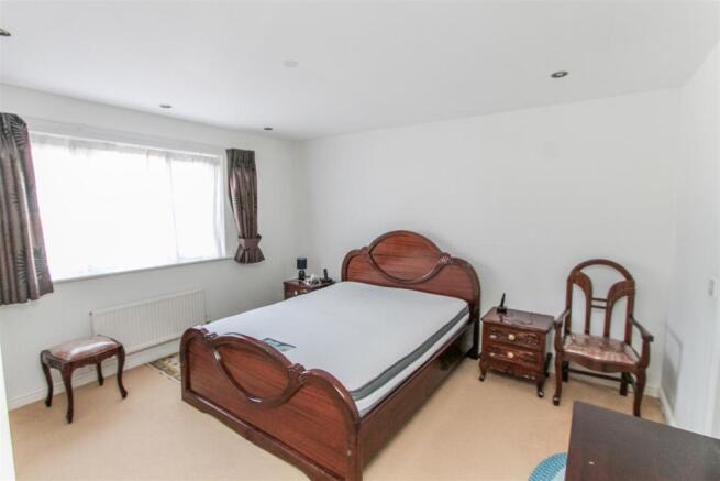 Master Bedroom.jpg