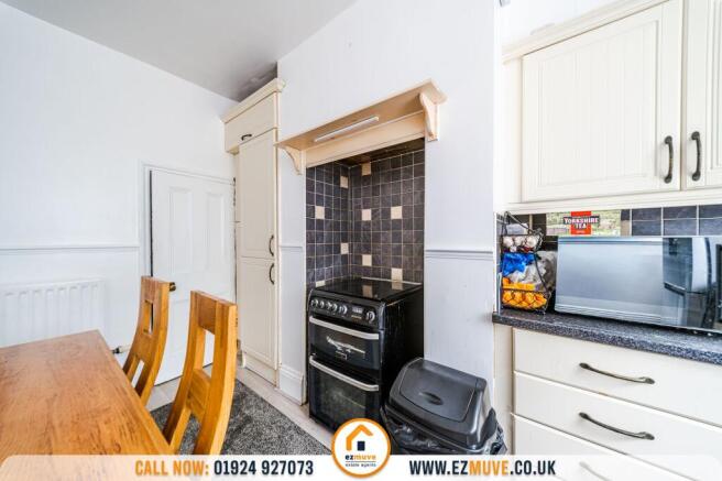 3 bed Terraced for sale Image 4
