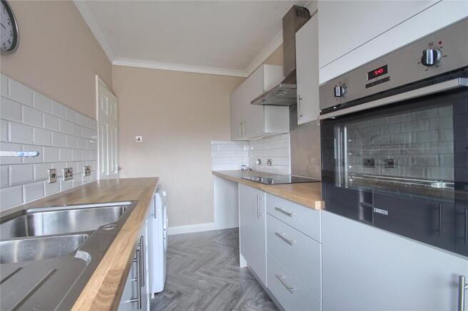 2 bed Terraced for sale Image 5