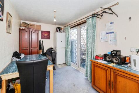 Hithercroft Road, High Wycombe