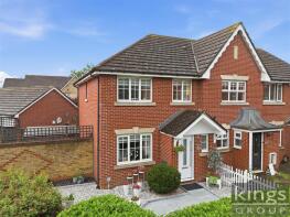 17, Jules Thorn Avenue, Enfield EN1 3SX
