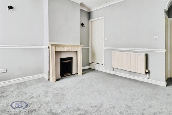 House in Stoke-On-Trent - View 4