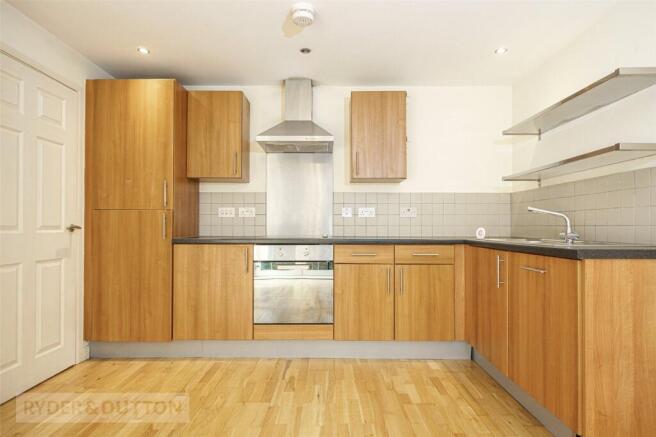 2 bed Apartment for sale Image 7