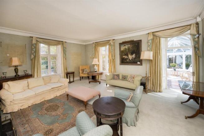 6 bed Character Property for sale Image 5