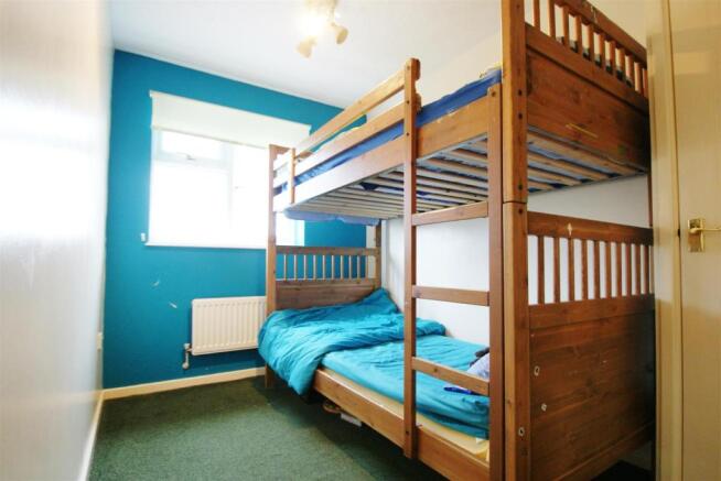 Bedroom 2.JPG