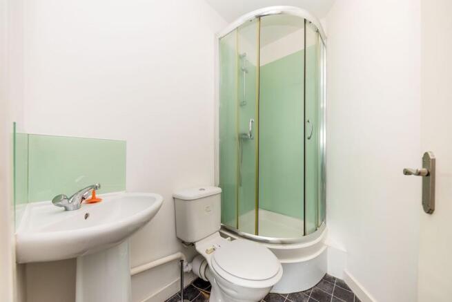 En-Suite Shower Room / WC