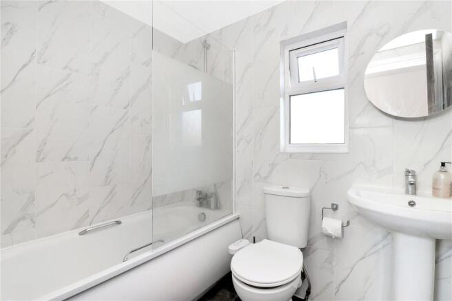 1st Floor Bathroom