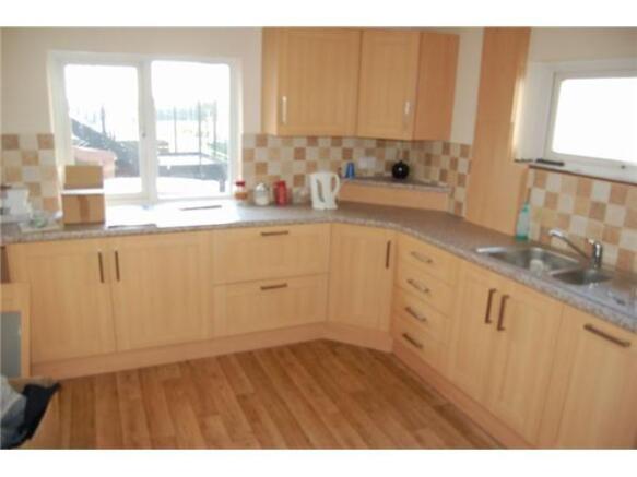 82 East Hill Kitchen