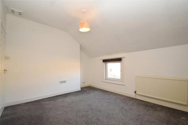 3 bed Terraced for sale Image 12