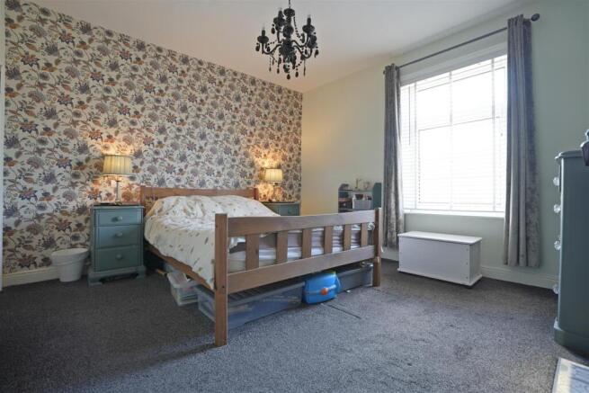 2 bed Terraced for sale Image 4