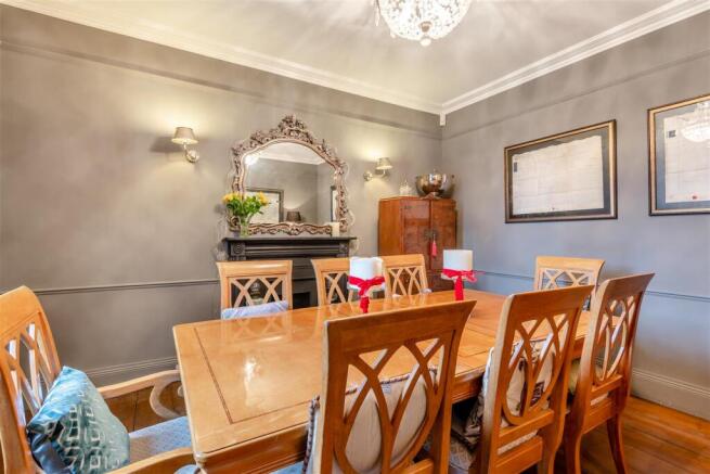 8636185-interior13.jpg