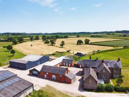 Sherholt Lodge Farm, Barton Under Needwood, Burton-On-Trent